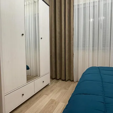 Comfort Center דירה *